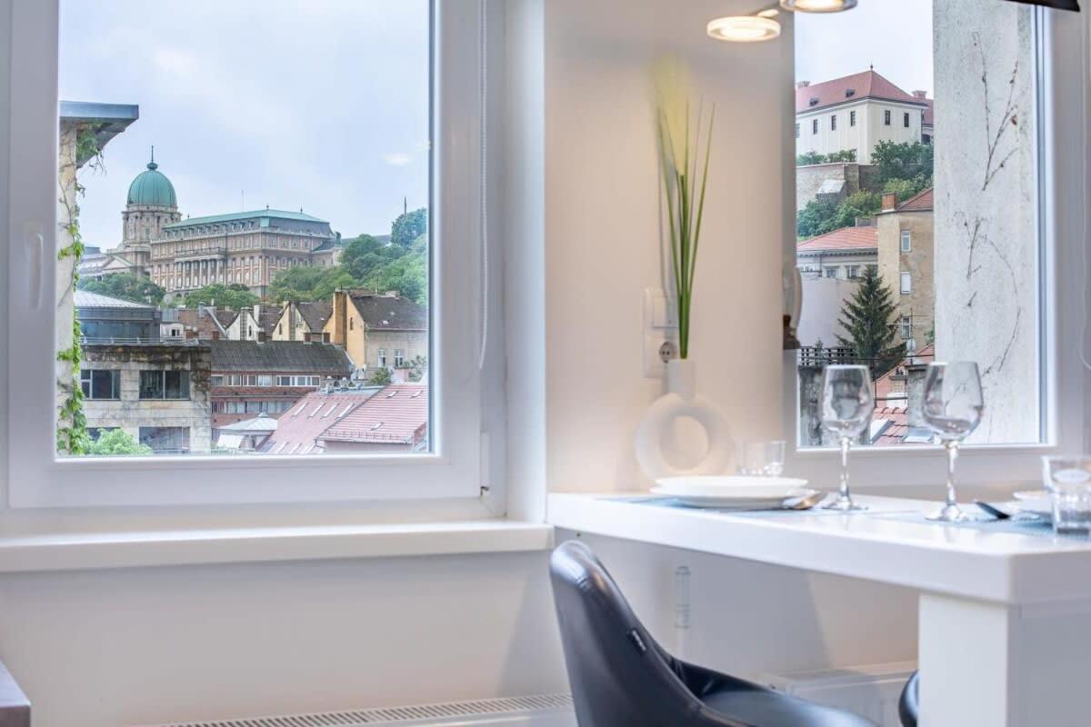 Castle View - New - Romantic Budapesta Exterior foto